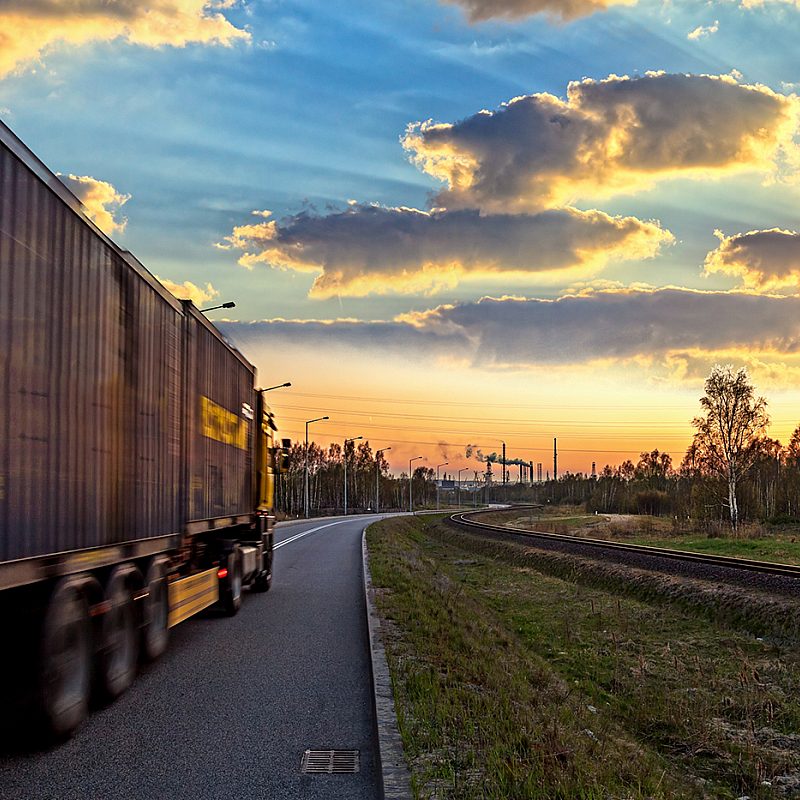 Trucker Association Fights FMCSA Over Sleep Apnea Regulations